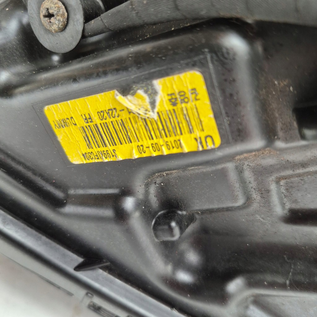 фото №10, Mitsubishi outlander iii lift 15- лампа права перед передня 8301c8-54