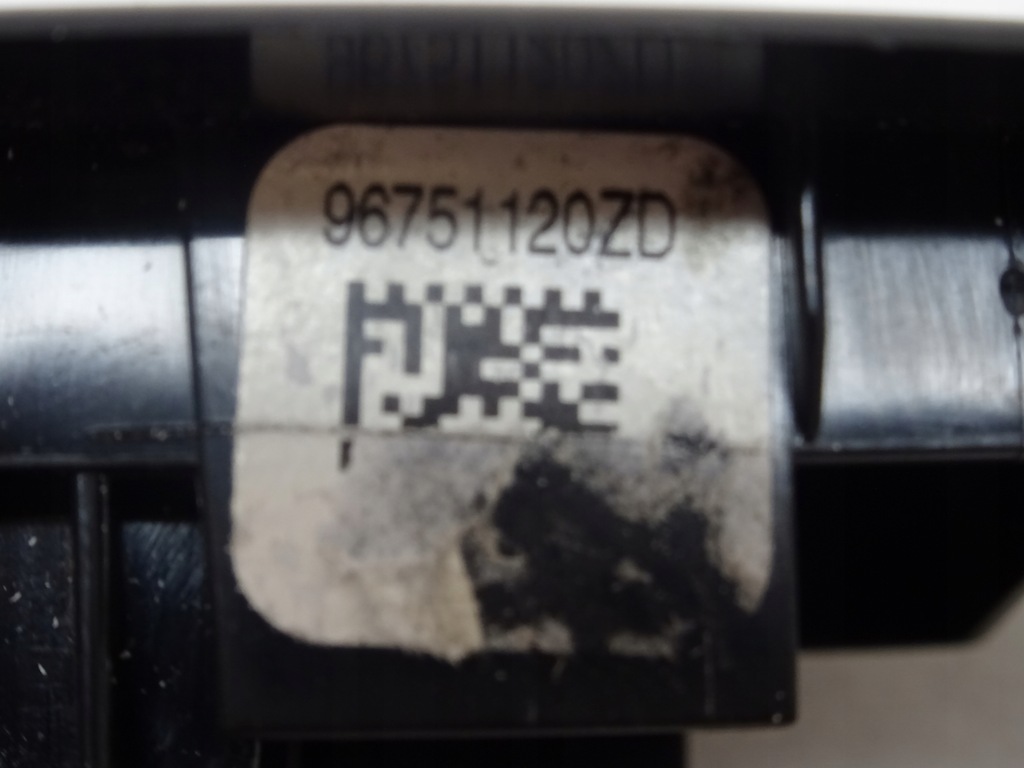 фото №8, Peugeot 208 3d 3-двері перемикач панель вікон лівий перед 96751120zd