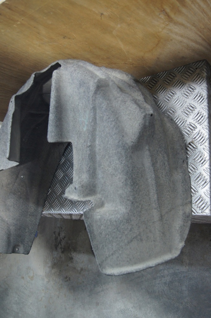 фото №8, Підкрилок правий задня audi a3 8v 8v0810172