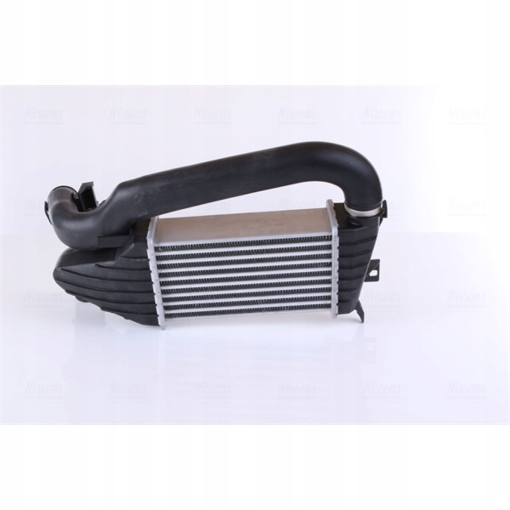 Радиатор интеркулер nissens 96592 в Украине