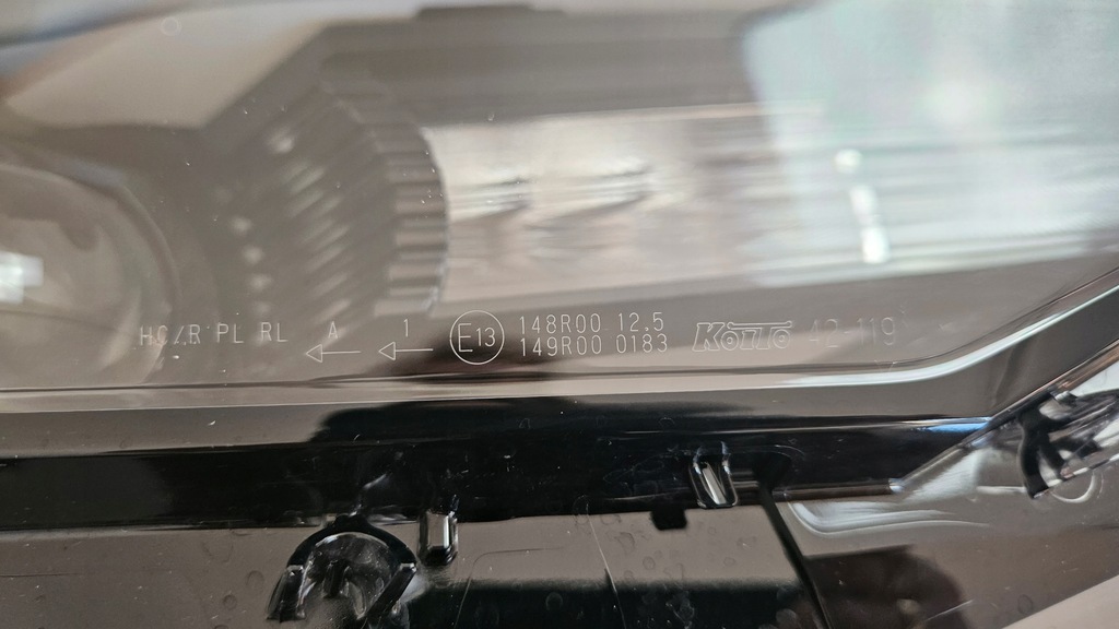 фото №12, Лампа правая перед линза toyota bz4x ea10 2022-