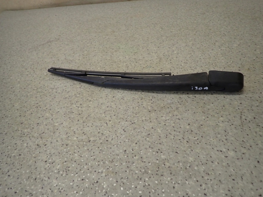 фото №1, Hyundai i30 07- hb важіль двірники задній