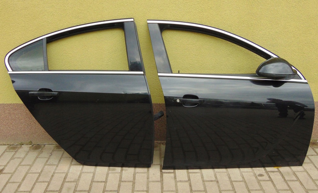 фото №1, Opel insignia дверь правое задняя полный демонтаж