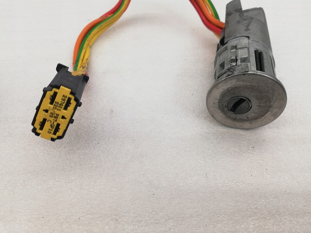 фото №6, Renault twingo i замок зажигания ключ колодка крышка