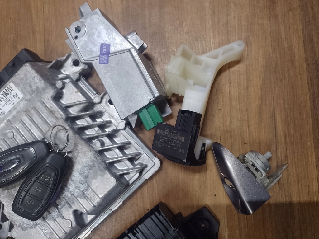 фото №7, Набір стартовий бортовий комп'ютер двигуна mondeo mk4 1.6 tdci