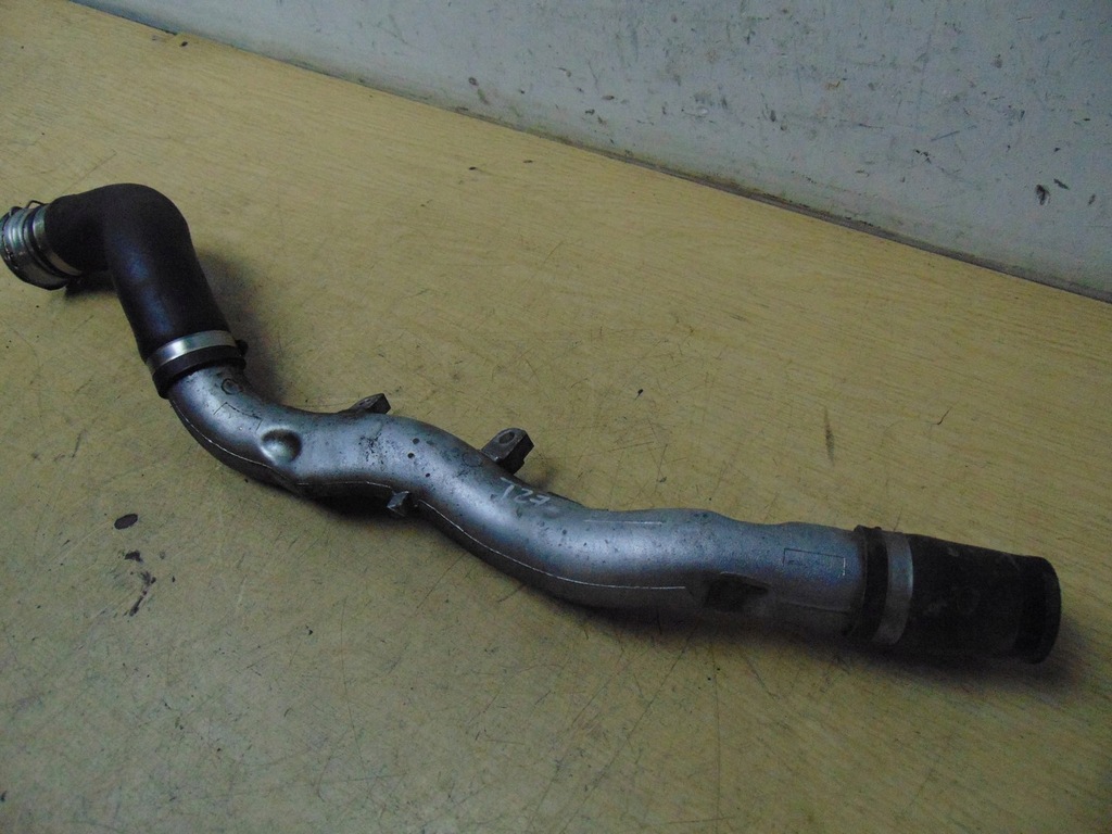 фото №4, Труба шланг повітря toyota avensis t27 2.0d