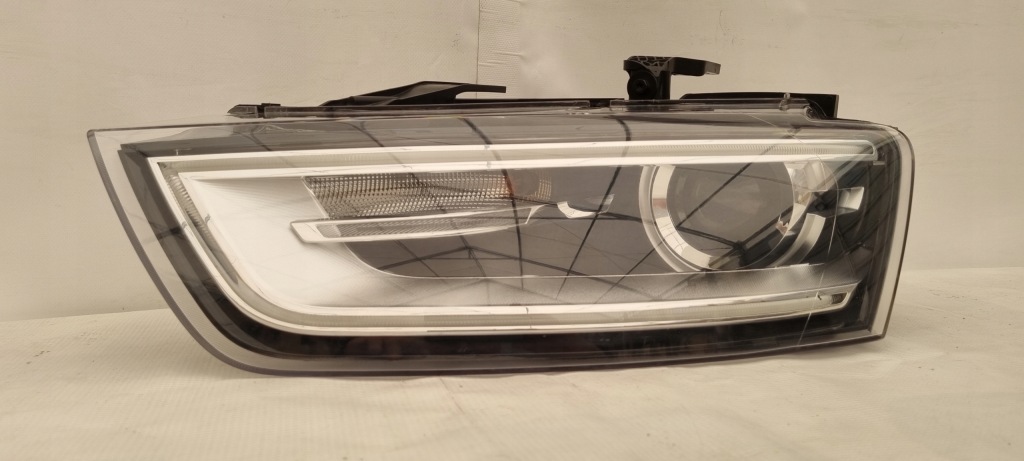 фото №1, Audi q3 bi-xenon led лампа передняя левая комплектная