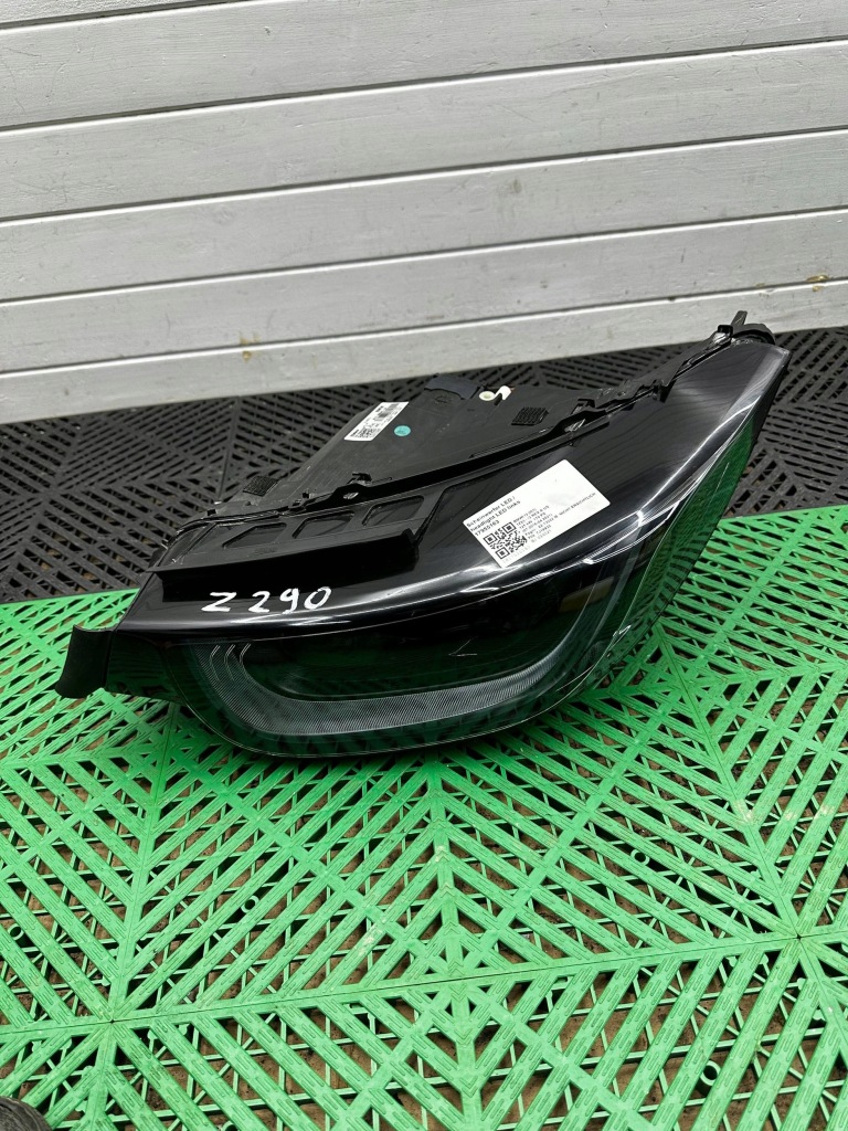 фото №1, Лампа bmw i3 9853417 комплектна usa