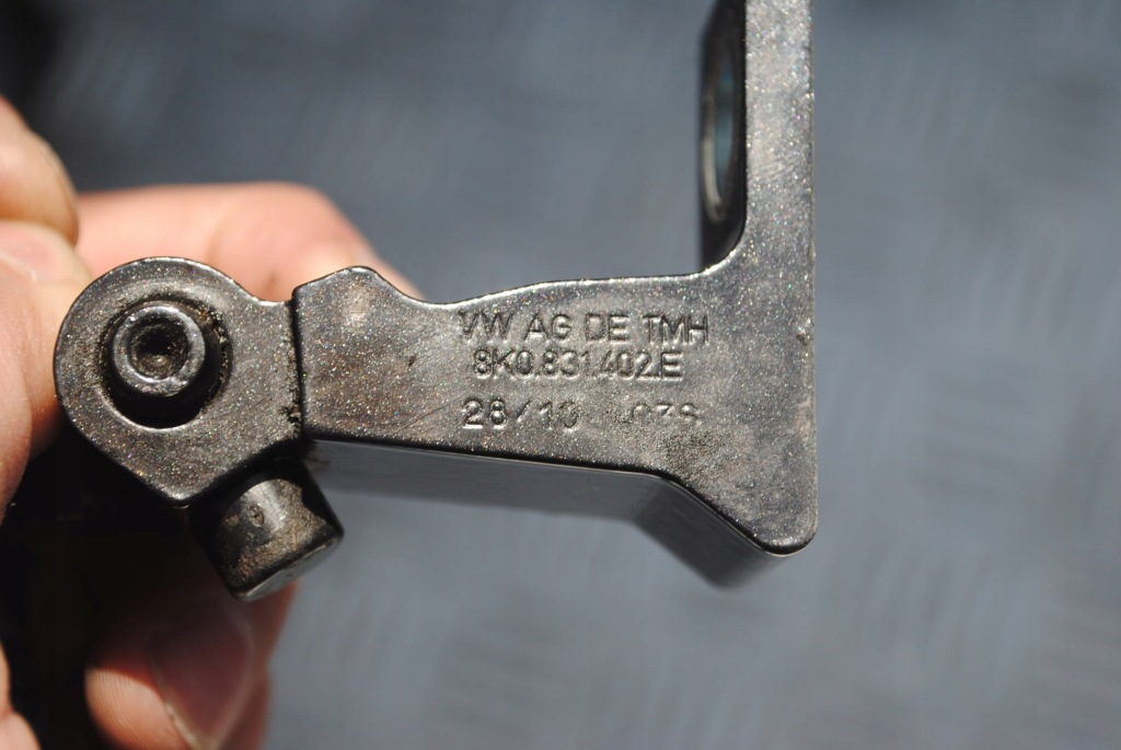 фото №4, Петля дверь 8k0831402e audi a5 8t sportback