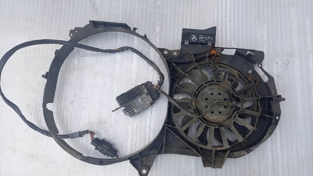 фото №6, Вентилятор радіатора audi a4 b6 1.9d 00r 8e0121205t