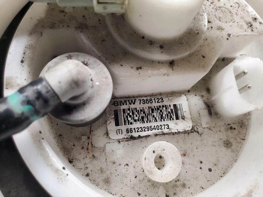 Купить Бак топлива bmw x5 f15, f85 7164253 3.0l бензиновый 225kw 2015