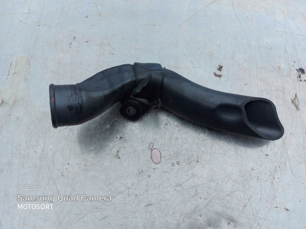 фото №1, Vw t-roc воздухозаборник воздуха 5q0129617h 5qf129617a
