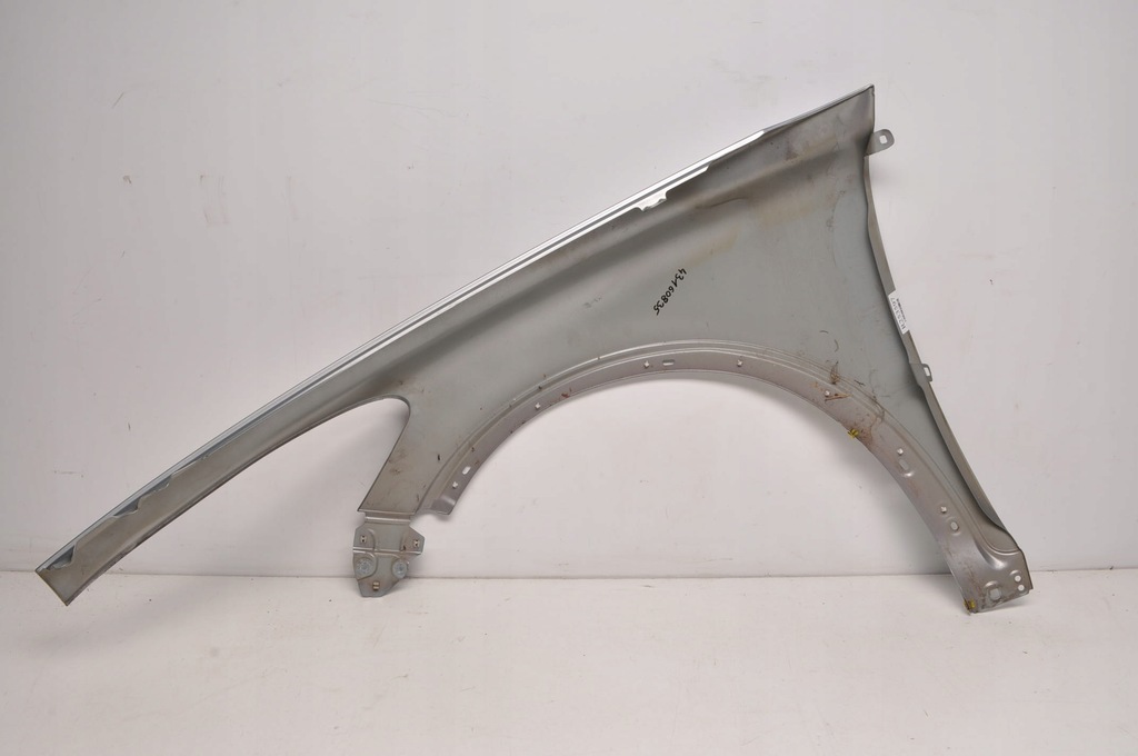 фото №9, Volvo c30 крыло правый перед передний lift 90um