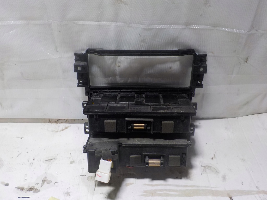 фото №4, Kia sorento lx 2008r 3.3l v6 рамка радіо з półkami