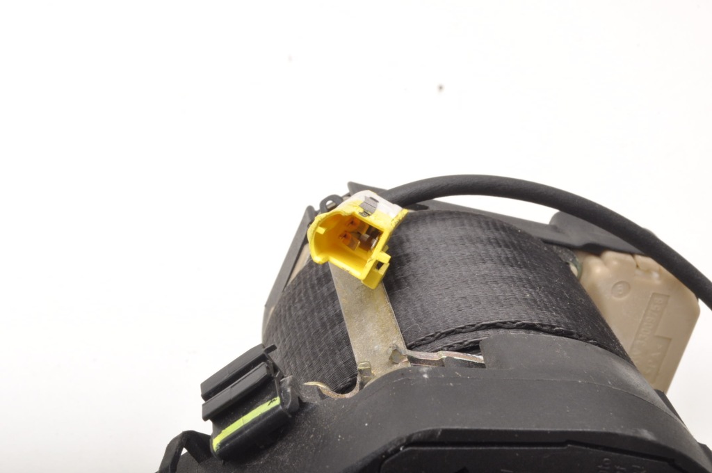 Maserati 4200 gt купе ремень безопасности левая перед 33026313a Недорого