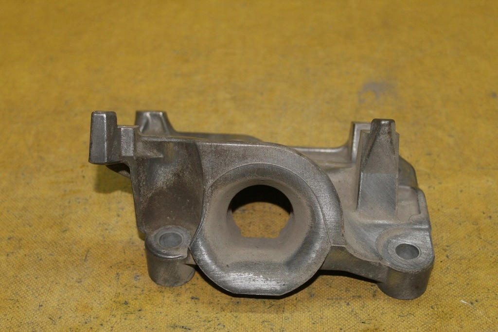 фото №1, Кронштейн кронштейн компресора 3.5 b pacifica i