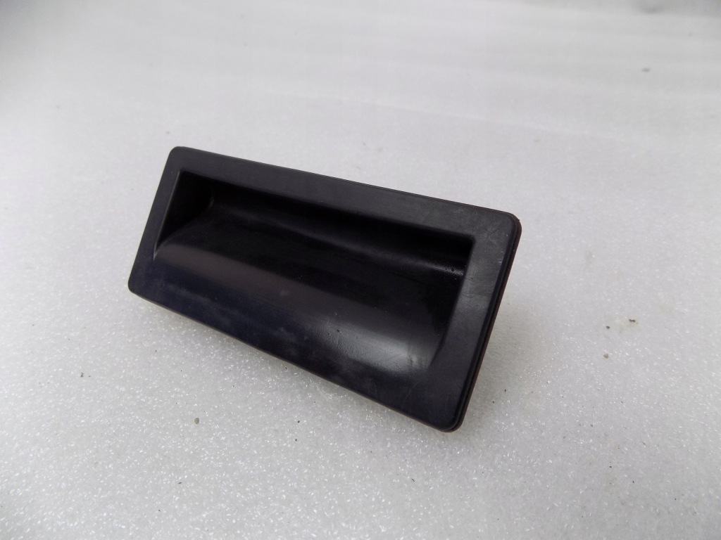 фото №1, Vw tiguan 5n lift ручка крышки задняя 5n0827335f