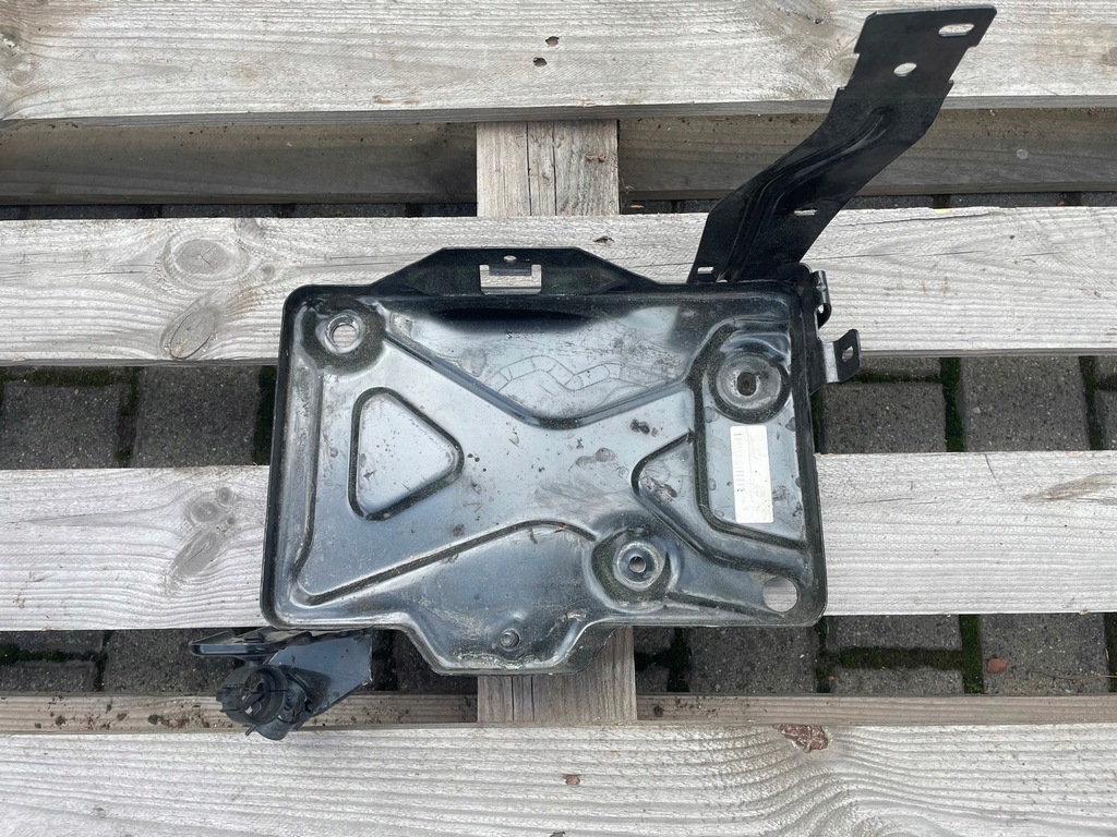 фото №1, Jeep compass ii основание аккумулятор 844aa30622