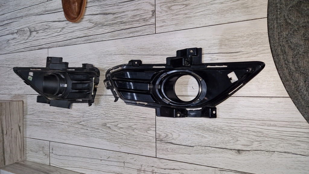 Ford mondeo mk5 рестайлинг  решётки бампера перед противотуманная фара правый . левое  комплект Цена