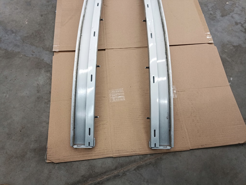 фото №7, Dodge grand caravan направляющая задних дверь