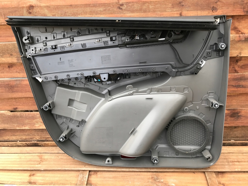 фото №4, Обшивка дверь правый перед vw sharan