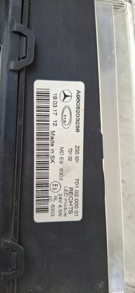 Купити Mercedes actros mp4 протитуманна фара правий перед з led a9608203056 a9608203256 eu