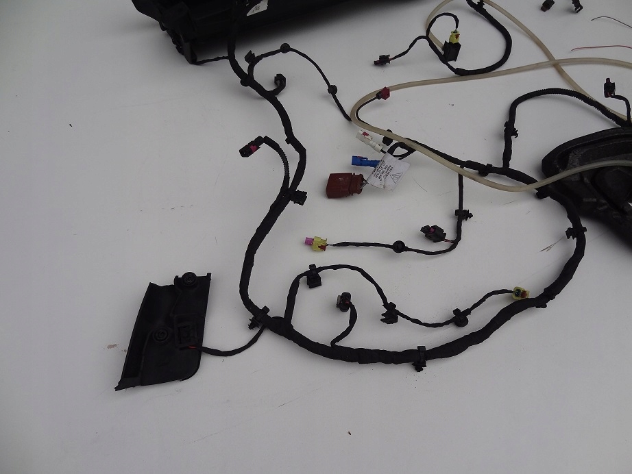 фото №5, Права повітропровід повітря жалюзі шторка електропроводка porsche taycan