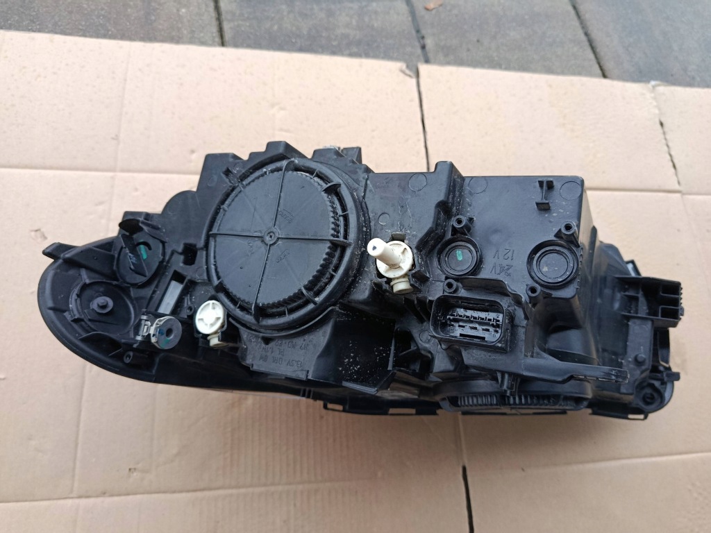 Фара фара правий права перед звичайна європа bmw x1 f48 7346534 Ціна