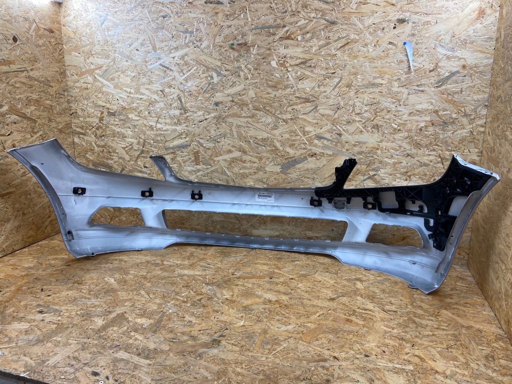 Mercedes c klasa w204 бампер перед a2048850025 Недорого