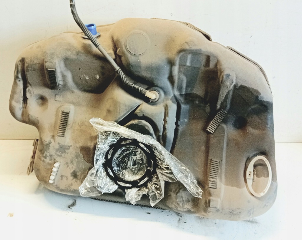 Купити Бак пального opel insignia a 2.0 cdti