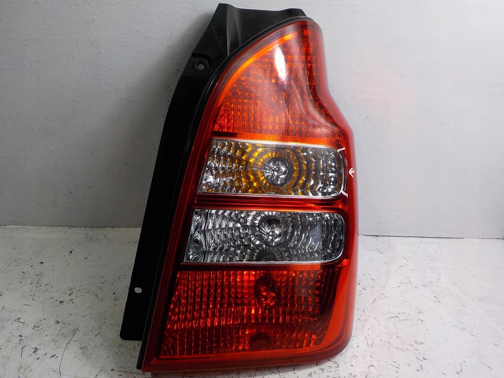 фото №1, Hyundai terracan lift лампа правая задняя задняя