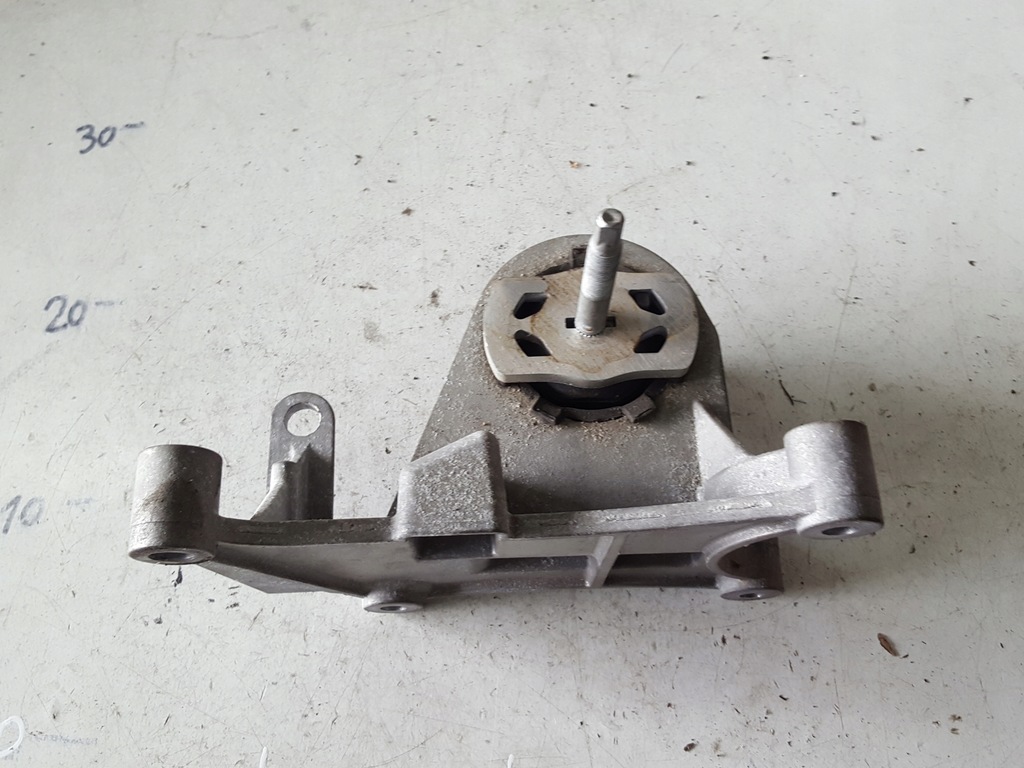 фото №5, Fiat 500 lift 0.9 turbo кронштейн подушка двигуна