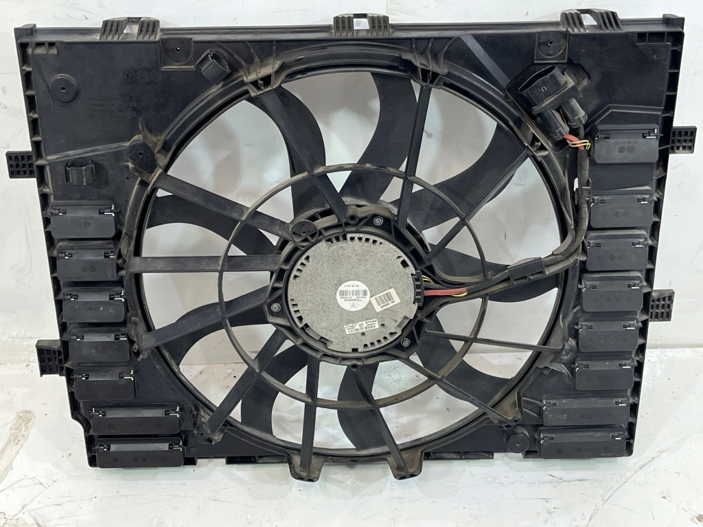 фото №1, Вентилятор vw touareg 7p 7p0121207a исправный, полный !