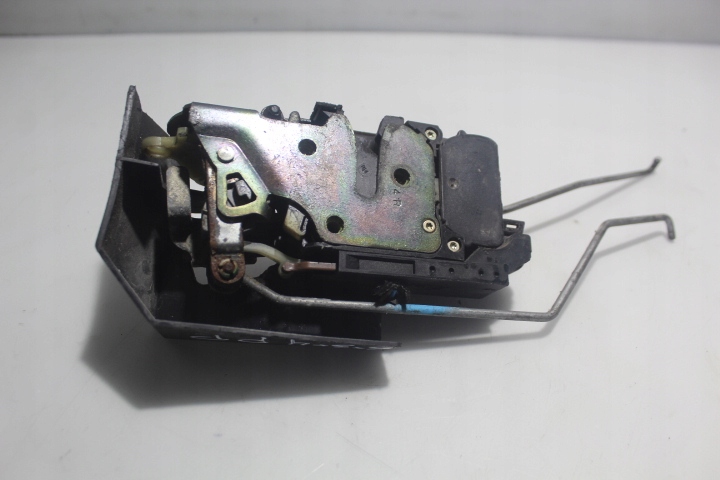 фото №1, Замок правый перед дверь alfa romeo 156 i