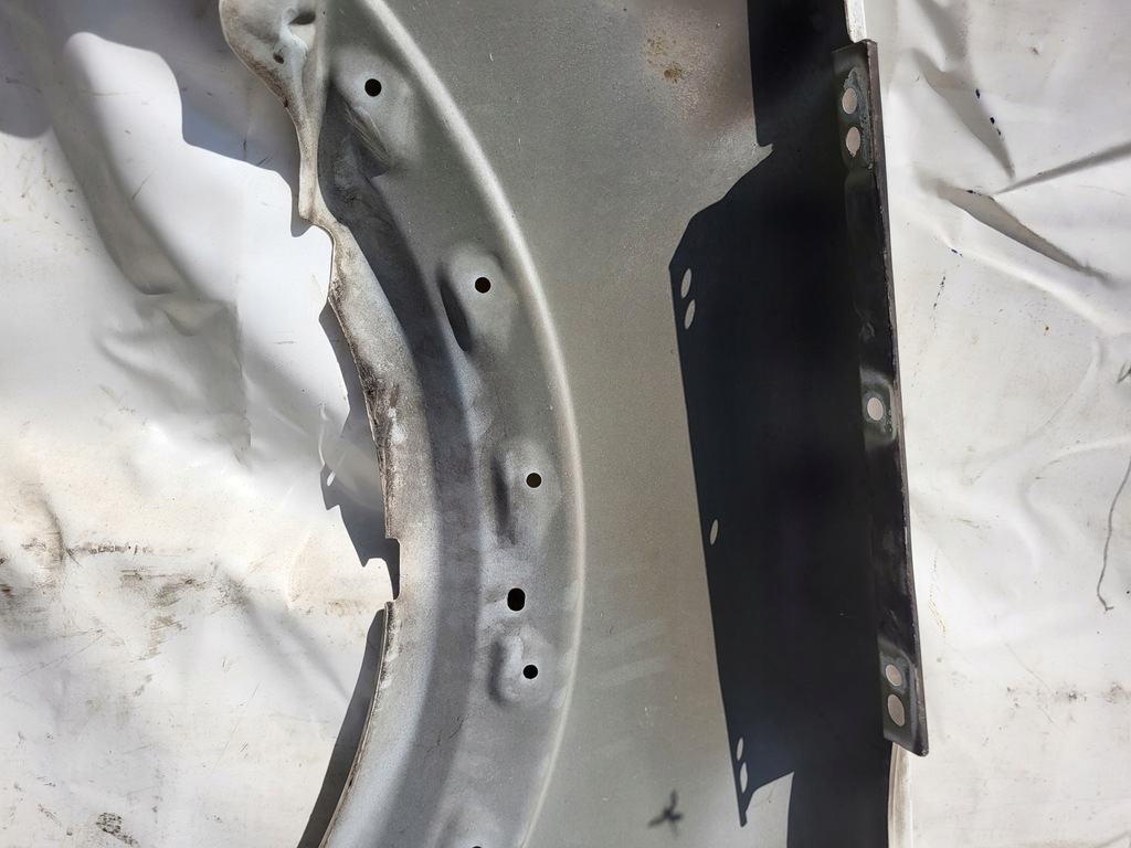 фото №11, Ford connect передний правый перед крыло mk1