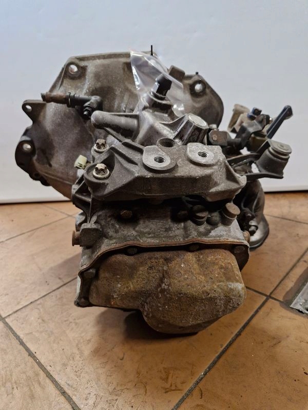 фото №7, Opel corsa c agila i 1 1.0 1.2 b коробка передач передач механическая коробка передач 5b 55355489 f13