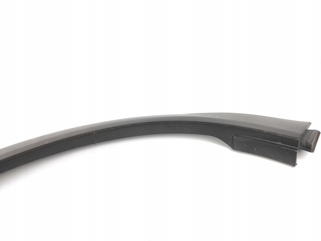 фото №9, Subaru xv crosstrek молдинг накладка крила правий задня c10010066