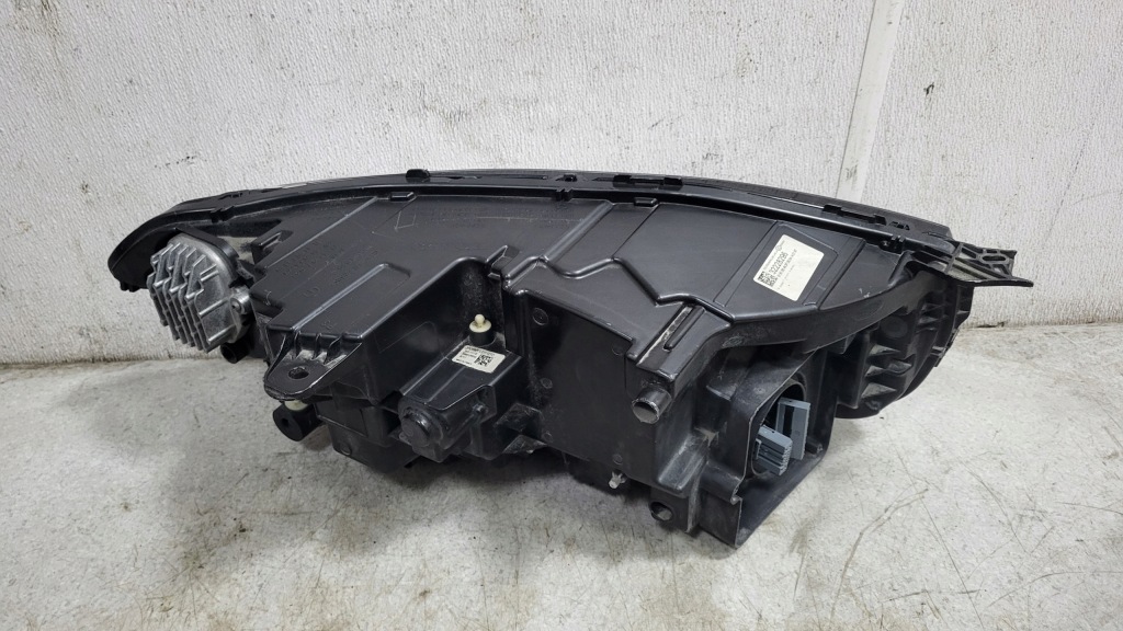 Volvo xc90 2 рестайлинг  19- фара левое  перед передняя full led европа 32228296 с Разборки