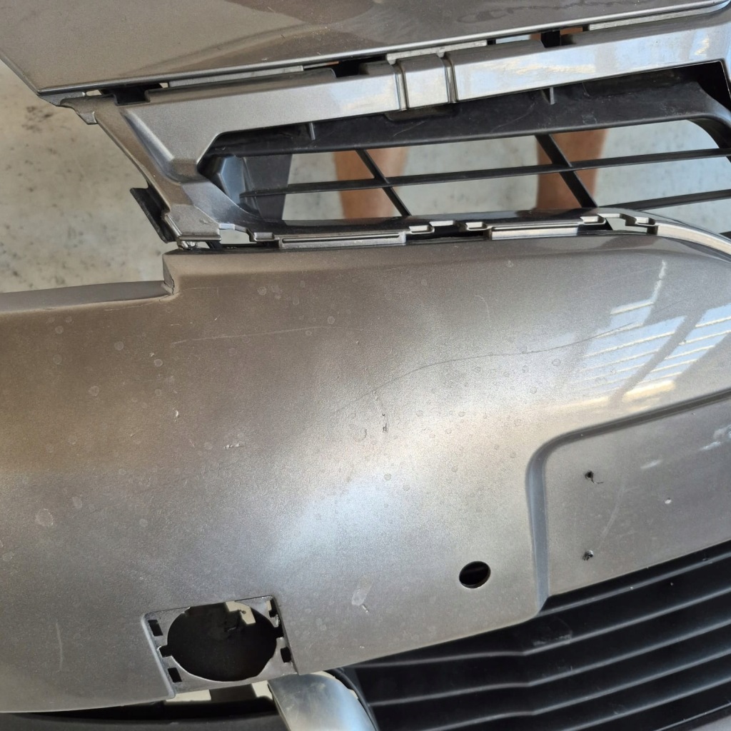 Renault scenic 3 3 рестайлинг  13-16 бампер перед передний pdc spr Оригинал