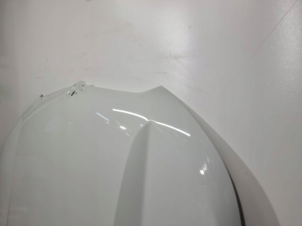 Капот крышка двигателя bmw x1 u11 в Украине