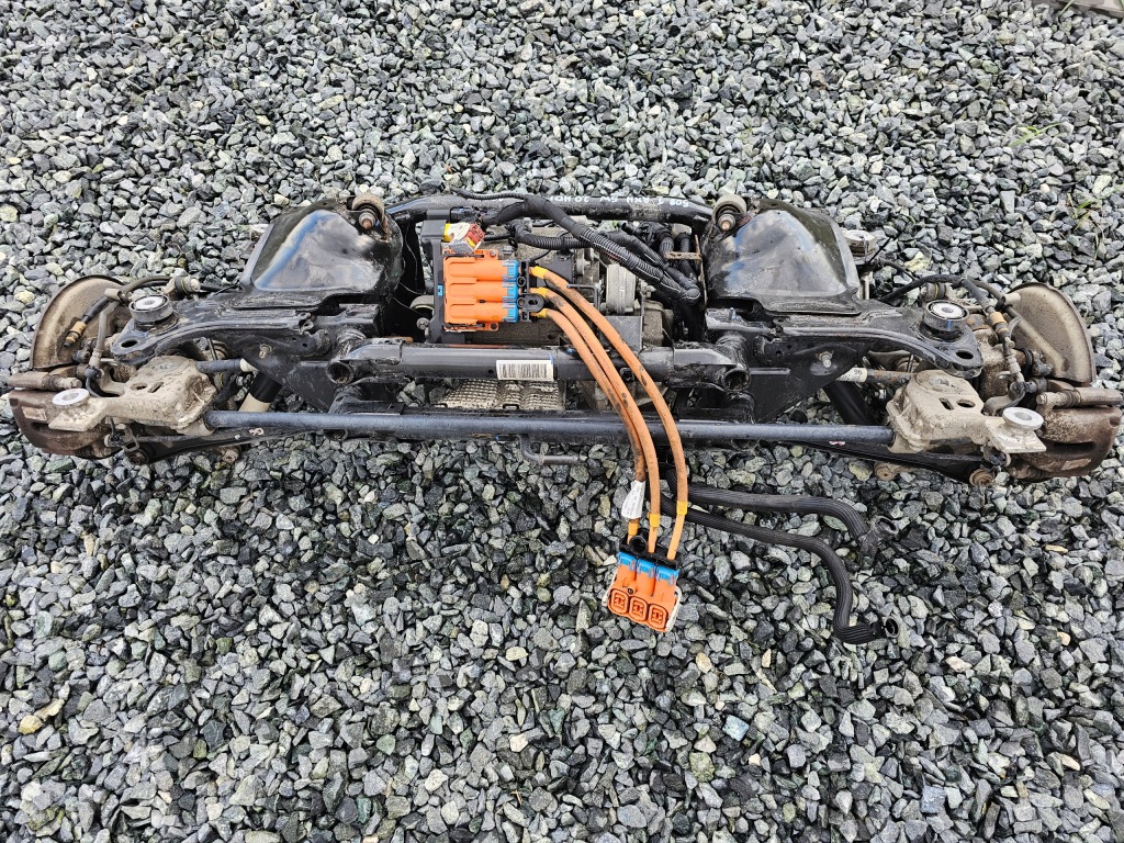 Oś задняя балка задний  508 i rxh sw гибрид #2095 с Разборки