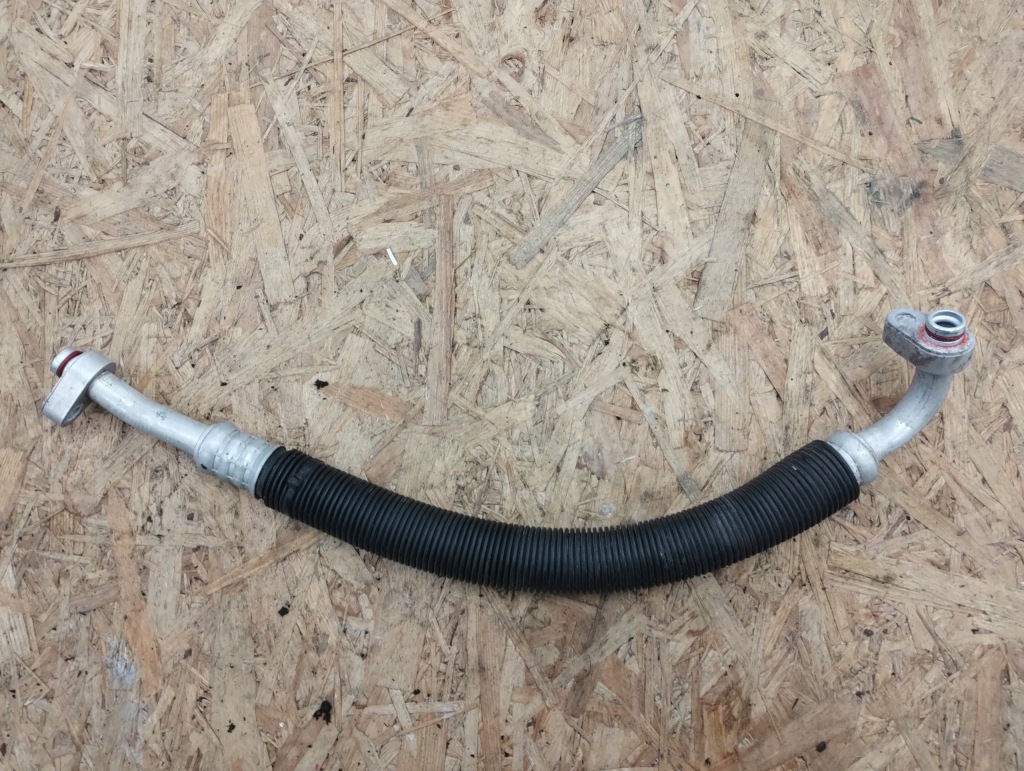 фото №1, Ford c-max hybrid 2.0 шланг кондиционера