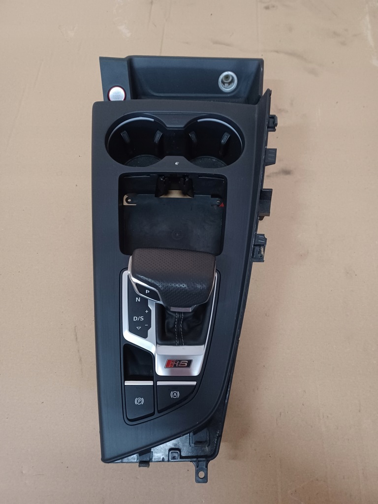 фото №16, Audi rs4 b9 8w середина сидіння заднє сидіння обшивки alcantara модулі