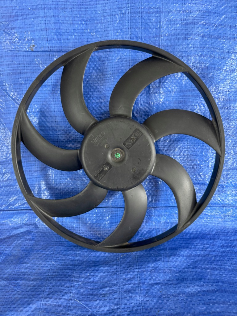 фото №1, Вентилятор радиатора citroen c4 cactus 8033m00008