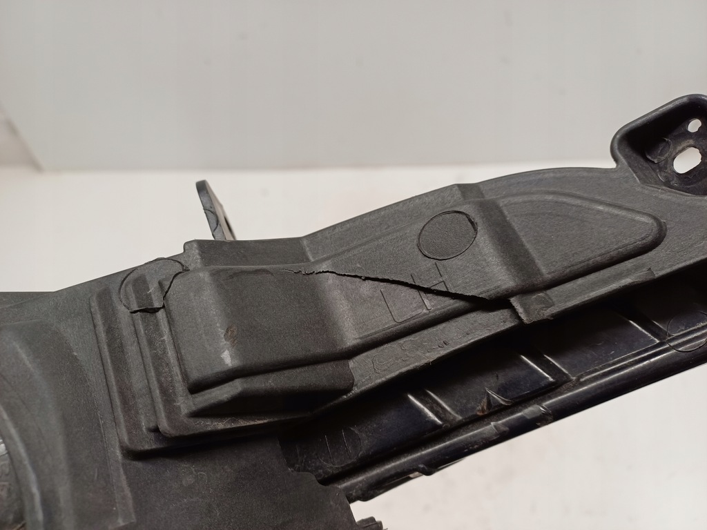 фото №9, Kia sportage 3 iii 10- протитуманна фара лівий 92201-3w