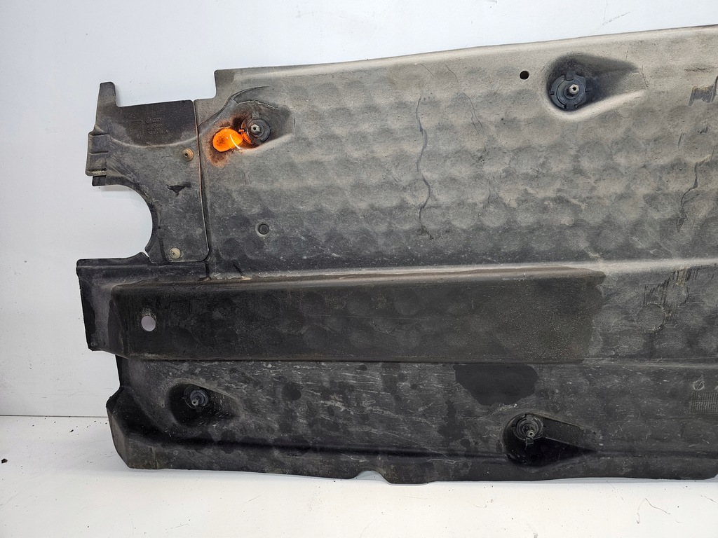 фото №8, Захист підвіска ліва audi a3 8p 1k0825211e