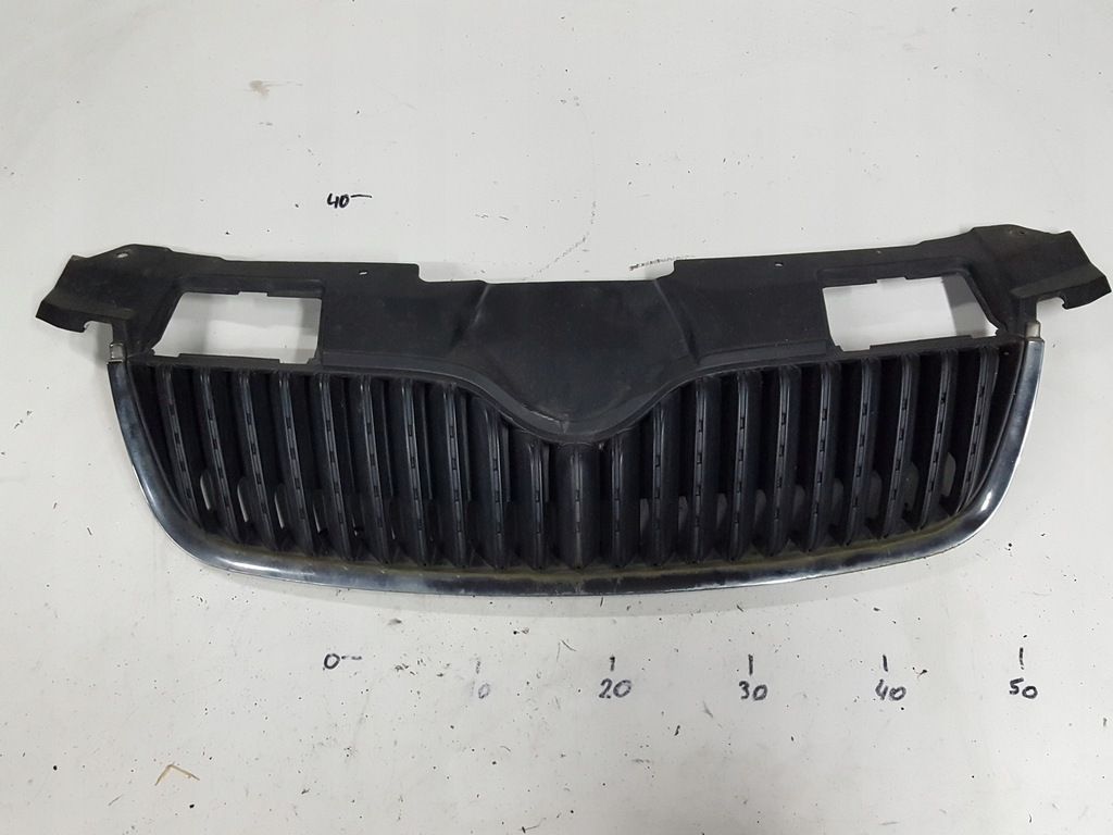 фото №1, Skoda fabia 2 ii 07-10r roomster решётка радиатора решётка радиатора