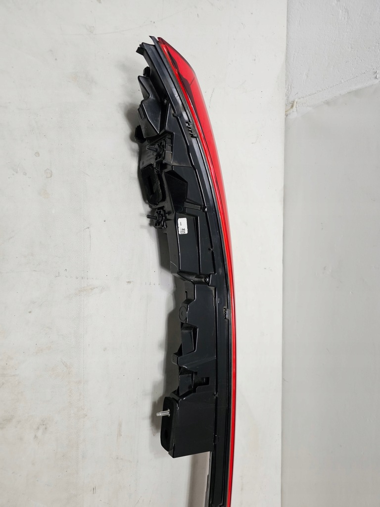 фото №14, Лампа середня задня задня audi q4 e-tron 89a