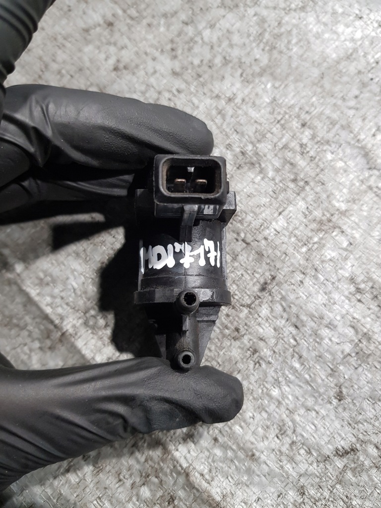 фото №6, Клапан вакууму 191906283a golf iv 1.9 tdi