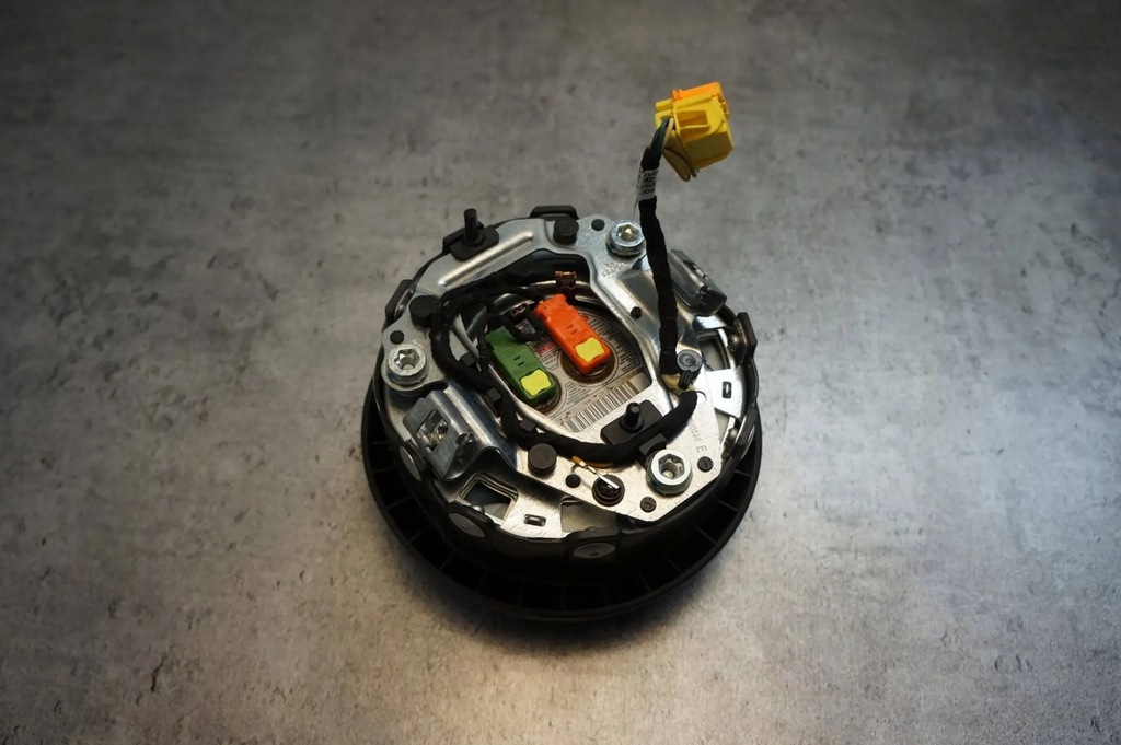 фото №7, Воздуховод кожаный срезанная подушка воздушная подушка безопасности audi tt 8j a3 s3